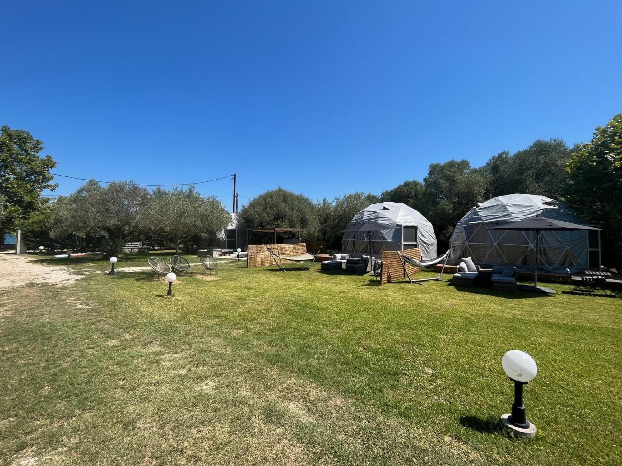 Manna Gea Glamping Domes Hotel Vonitsa Bagian luar foto